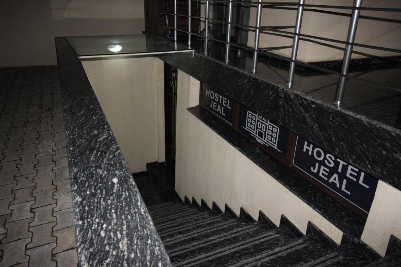 Hostel Jeal Batumi Kültér fotó
